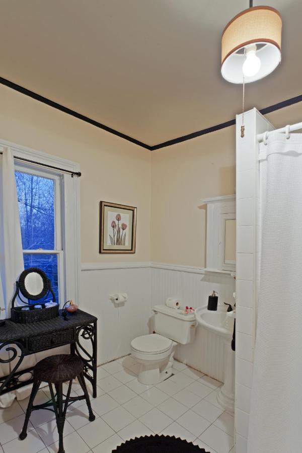 Akwaaba Mansion Bed & Breakfast New York Exterior foto