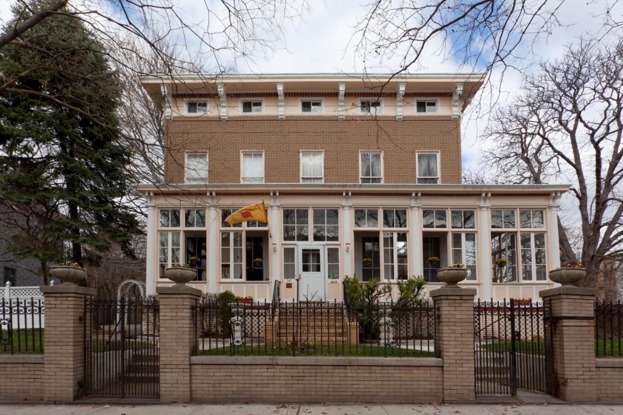 Akwaaba Mansion Bed & Breakfast New York Exterior foto